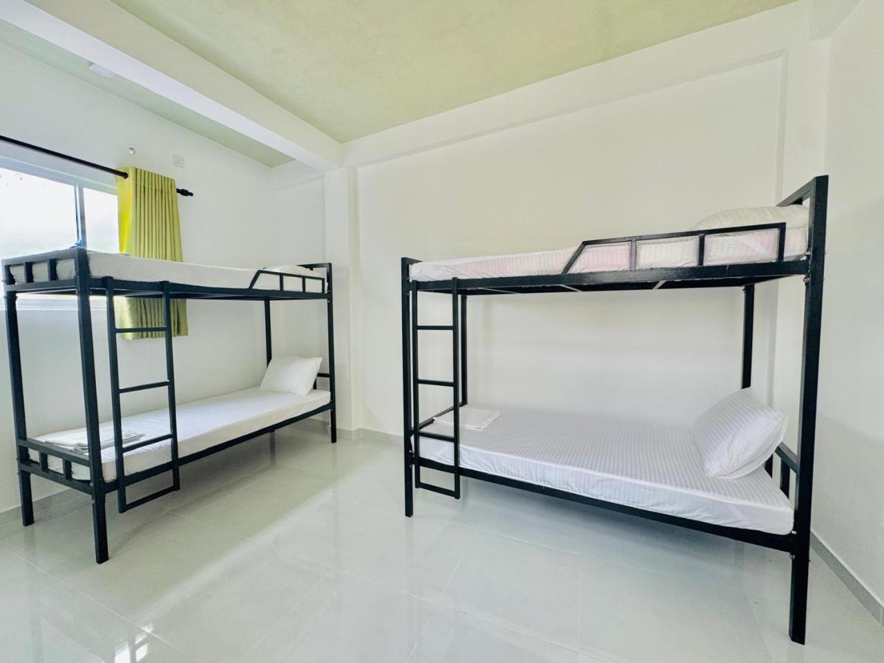 Sea Breeze Guest House Negombo Kültér fotó